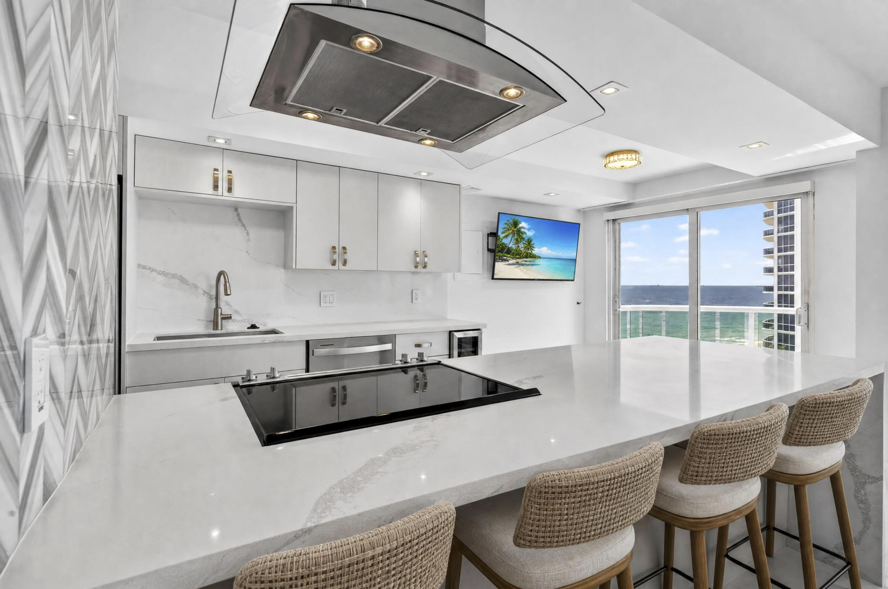 3400 Galt Ocean Dr #606S Fort Lauderdale, FL 33308
