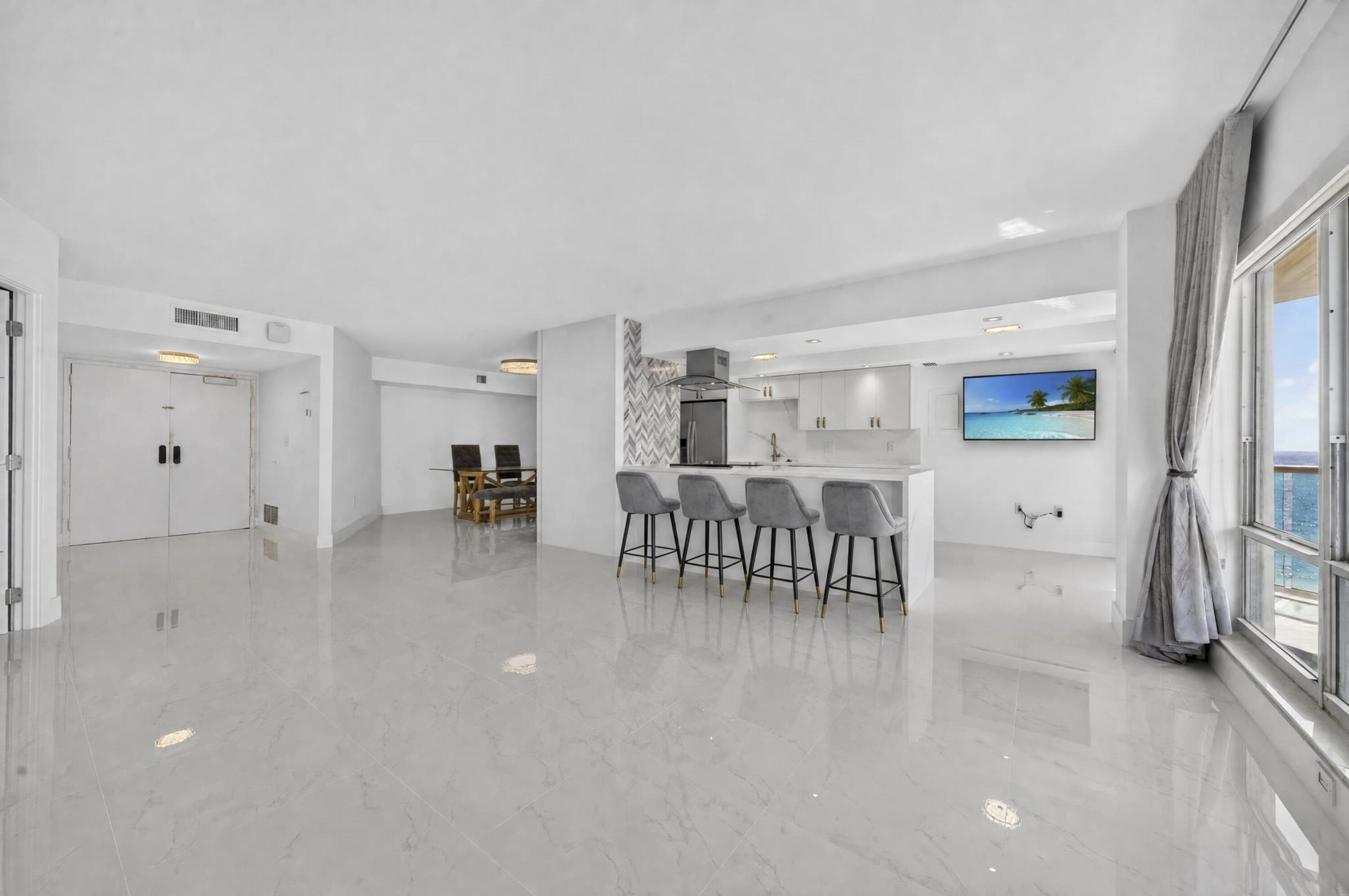 3400 Galt Ocean Dr #606S Fort Lauderdale, FL 33308