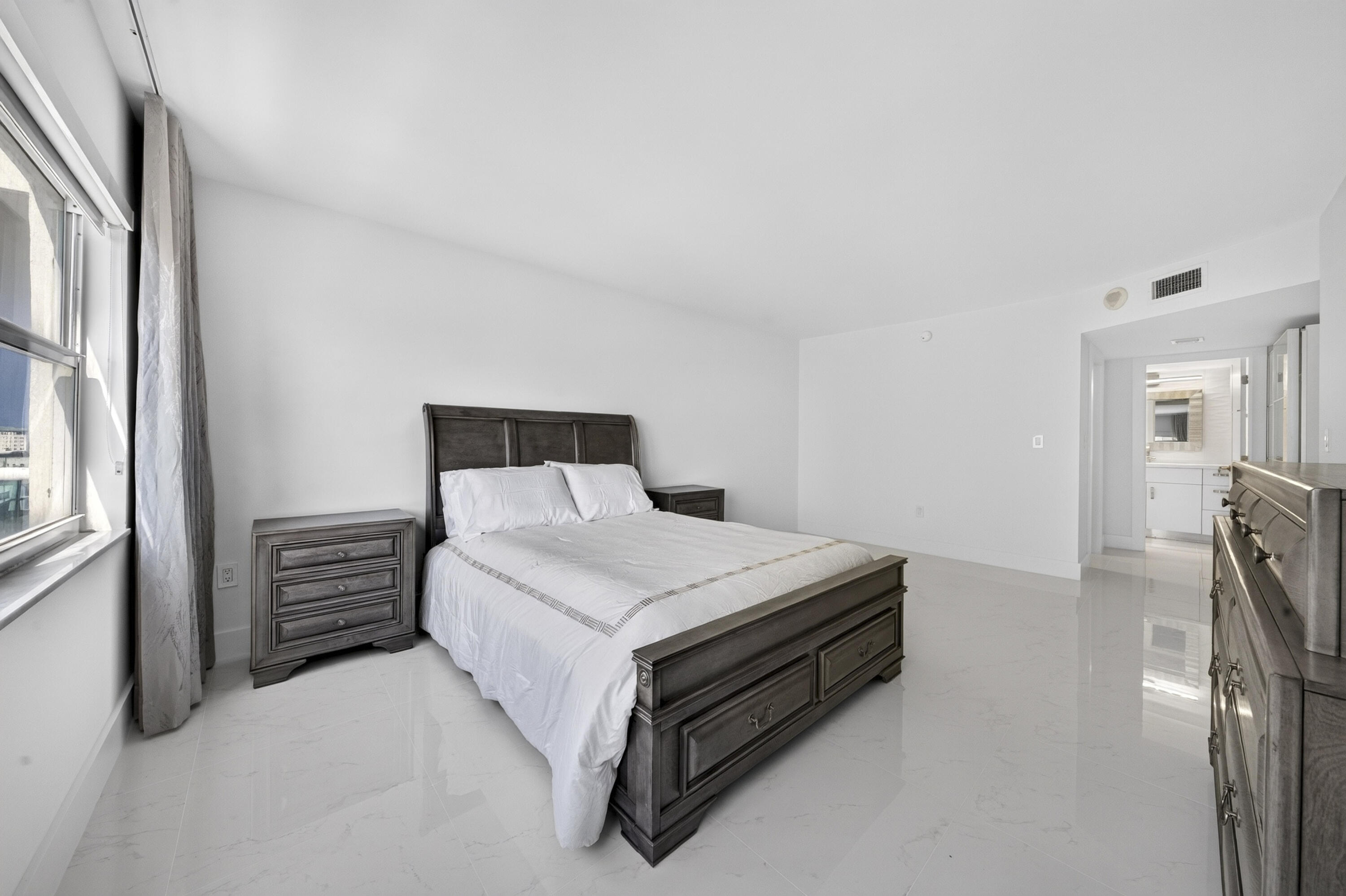 3400 Galt Ocean Dr #606S Fort Lauderdale, FL 33308
