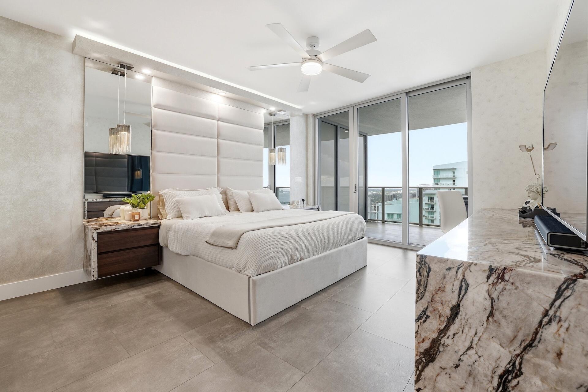 image Aria on the Bay12