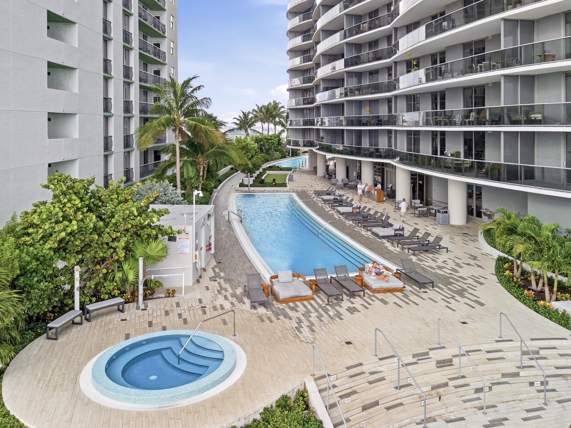 image Aria on the Bay24