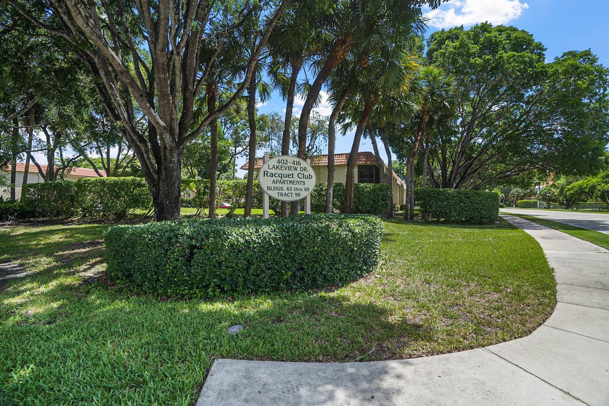 410 Lakeview Dr #104