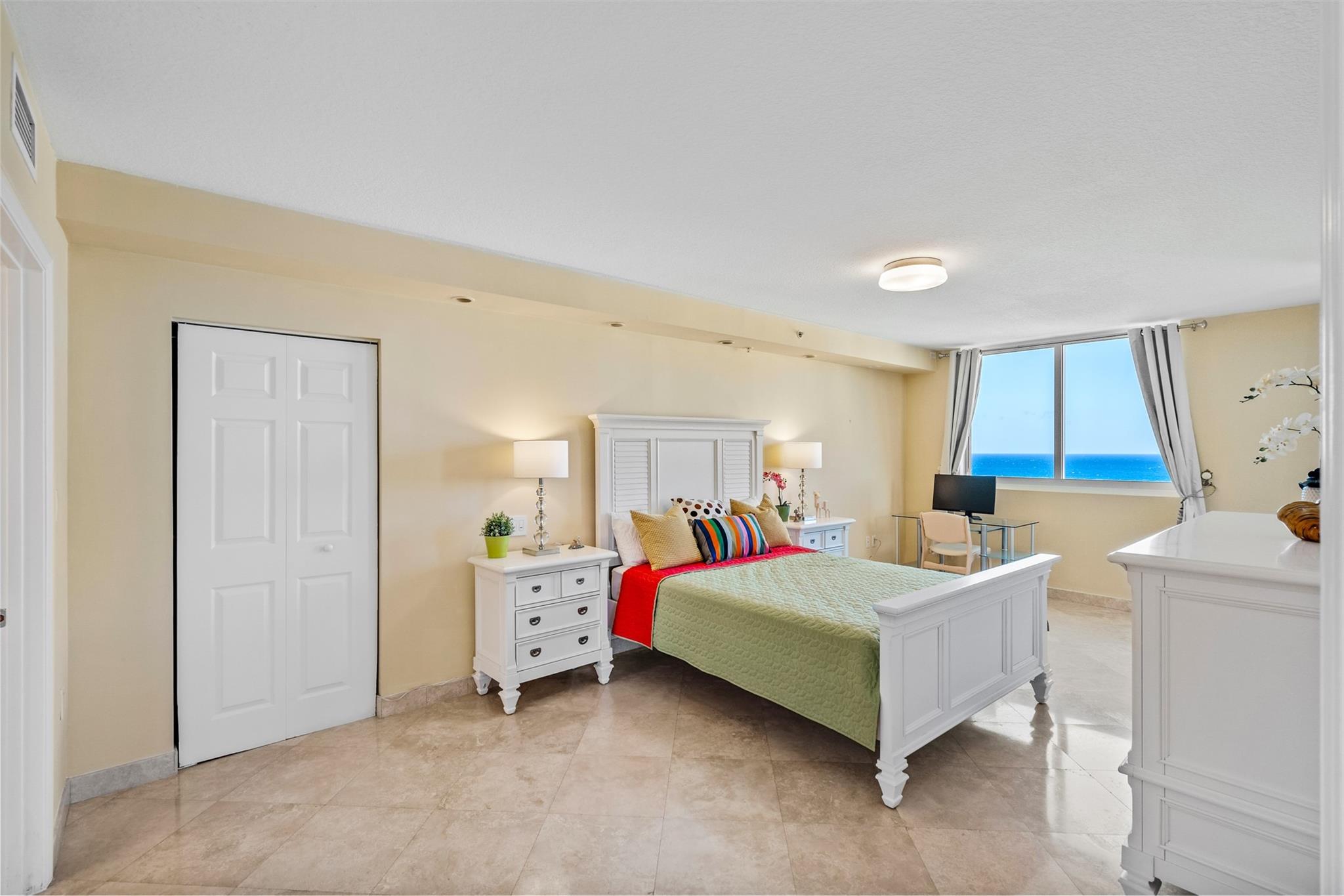 2011 N Ocean Blvd #1601N Fort Lauderdale, FL 33305