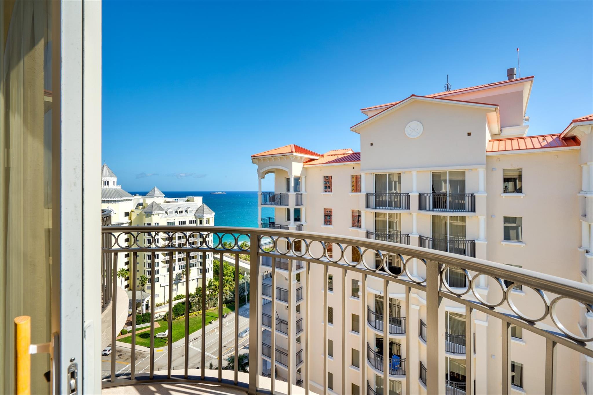 2011 N Ocean Blvd #1601N Fort Lauderdale, FL 33305