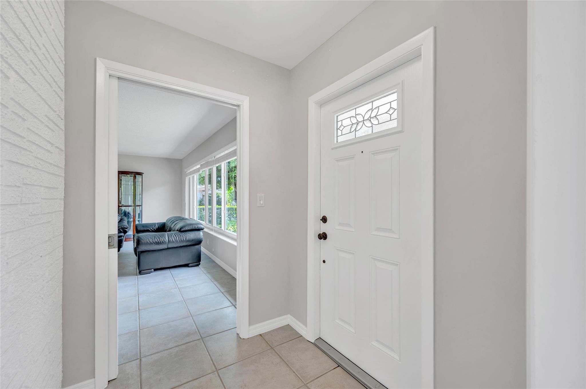 2100 Manatee Dr Fort Lauderdale, FL 33316