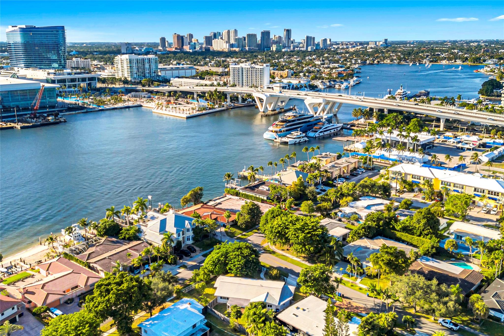 2100 Manatee Dr Fort Lauderdale, FL 33316