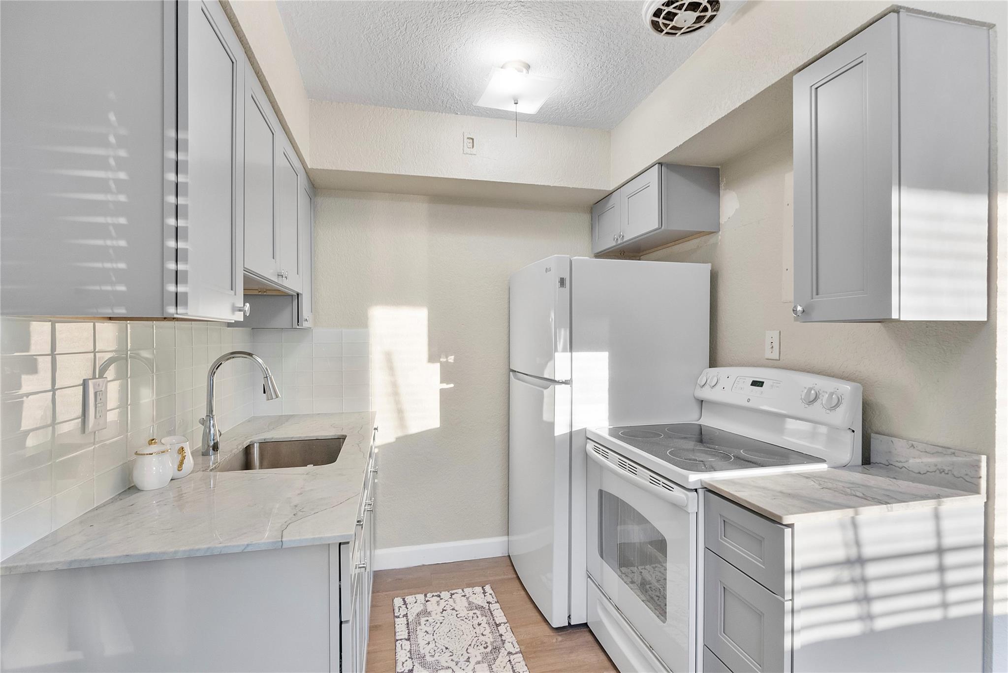 1800 NE 24th Ave Pompano Beach, FL 33062