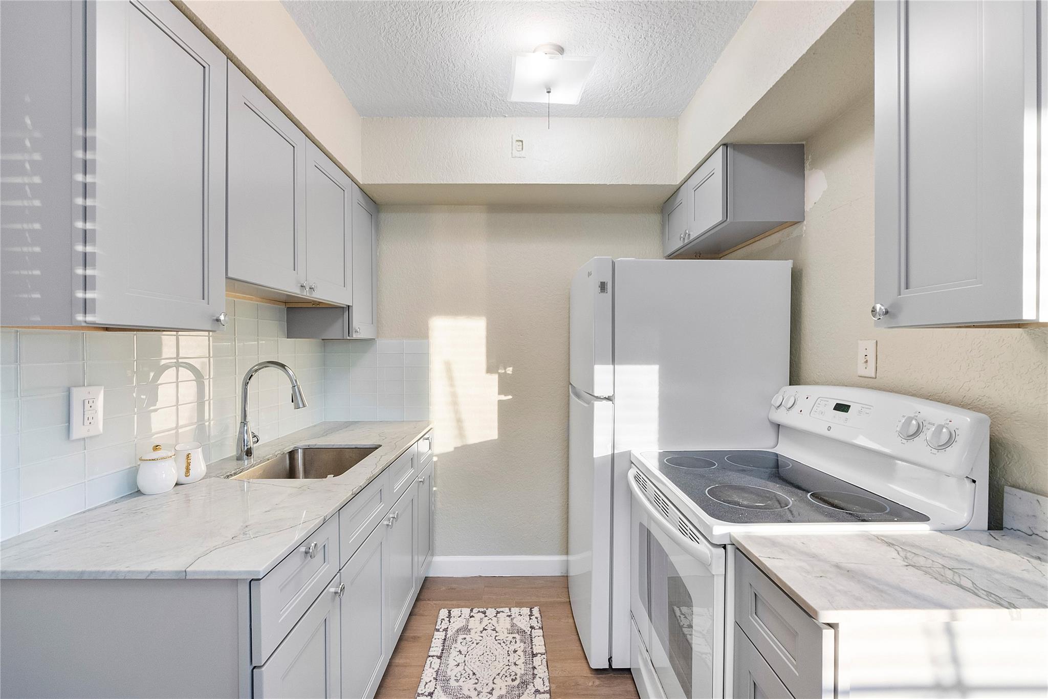 1800 NE 24th Ave Pompano Beach, FL 33062