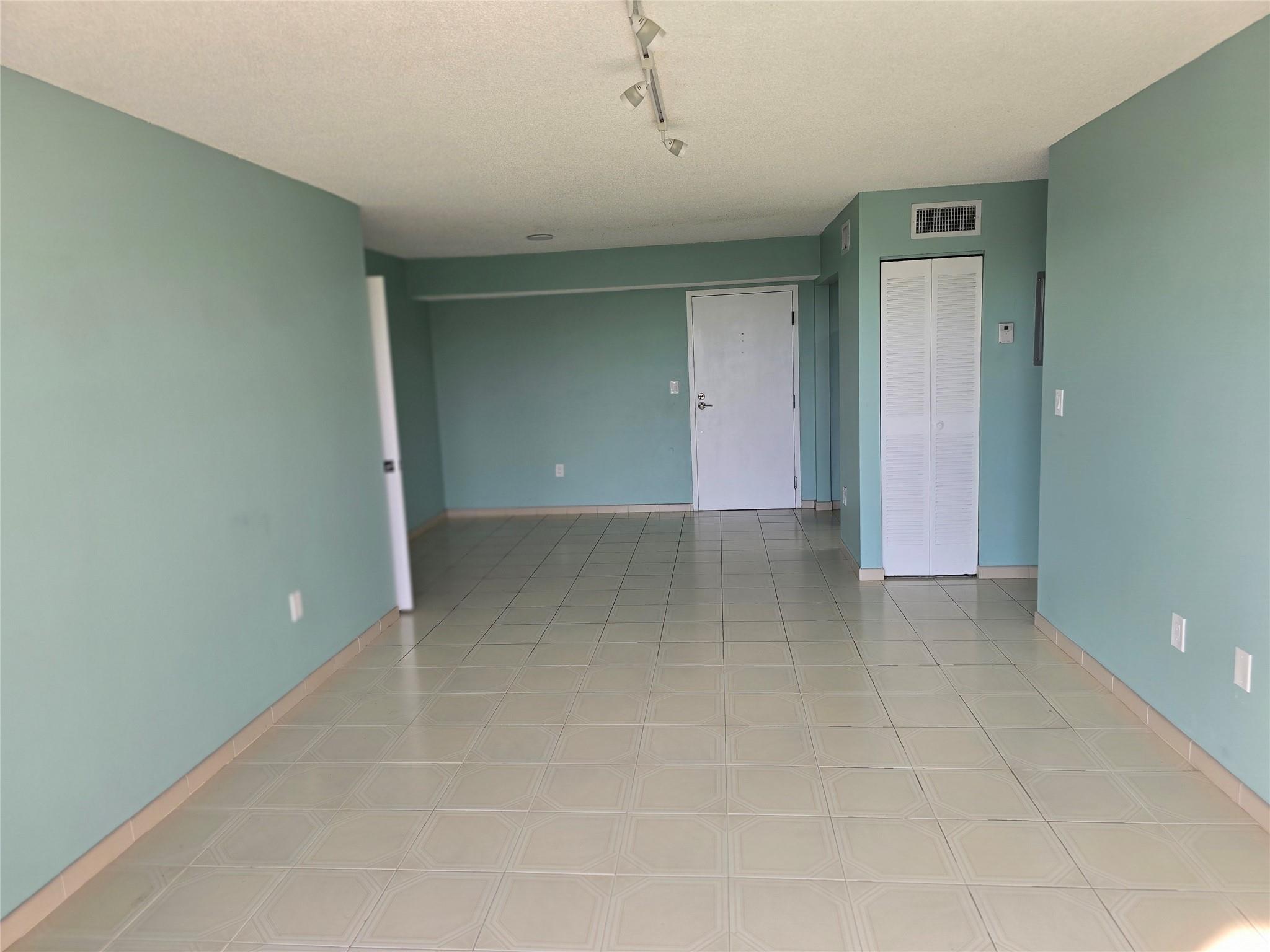 5033 NW 7th St #508 Miami, FL 33126