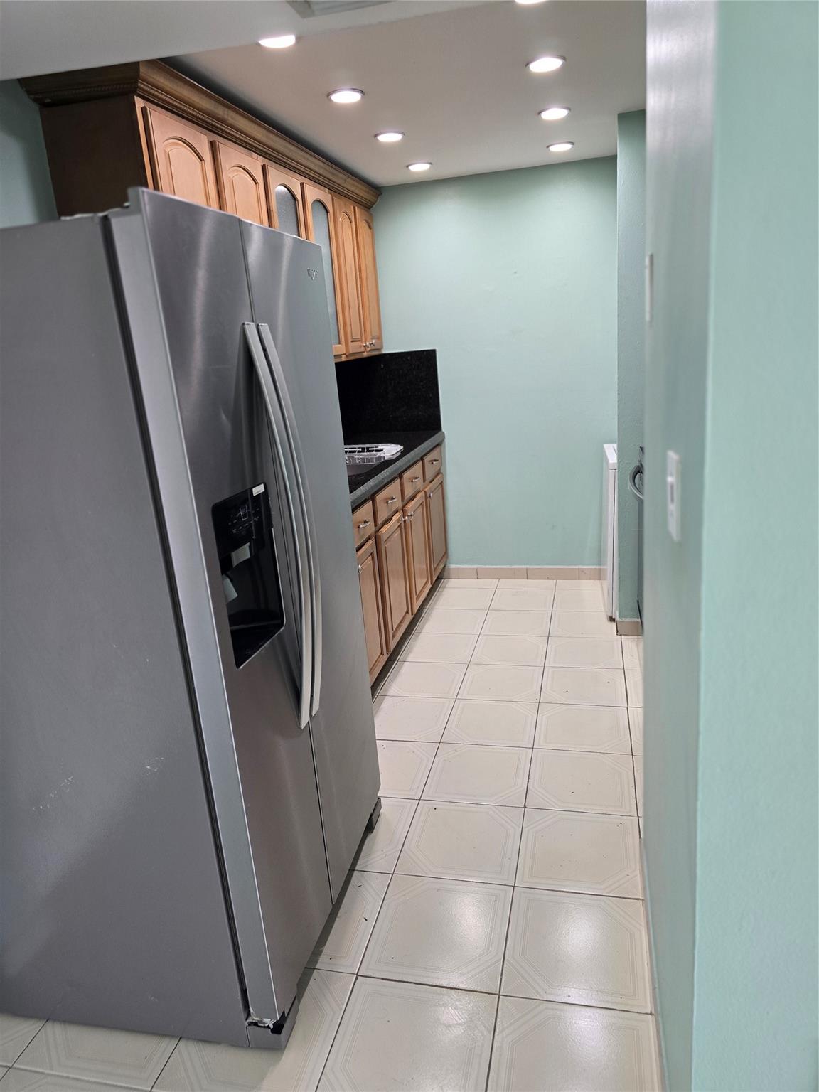 5033 NW 7th St #508 Miami, FL 33126