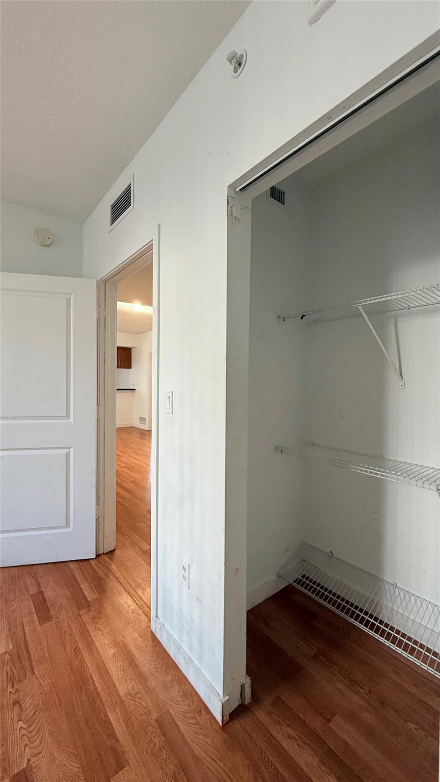 image 23 Biscayne Bay23