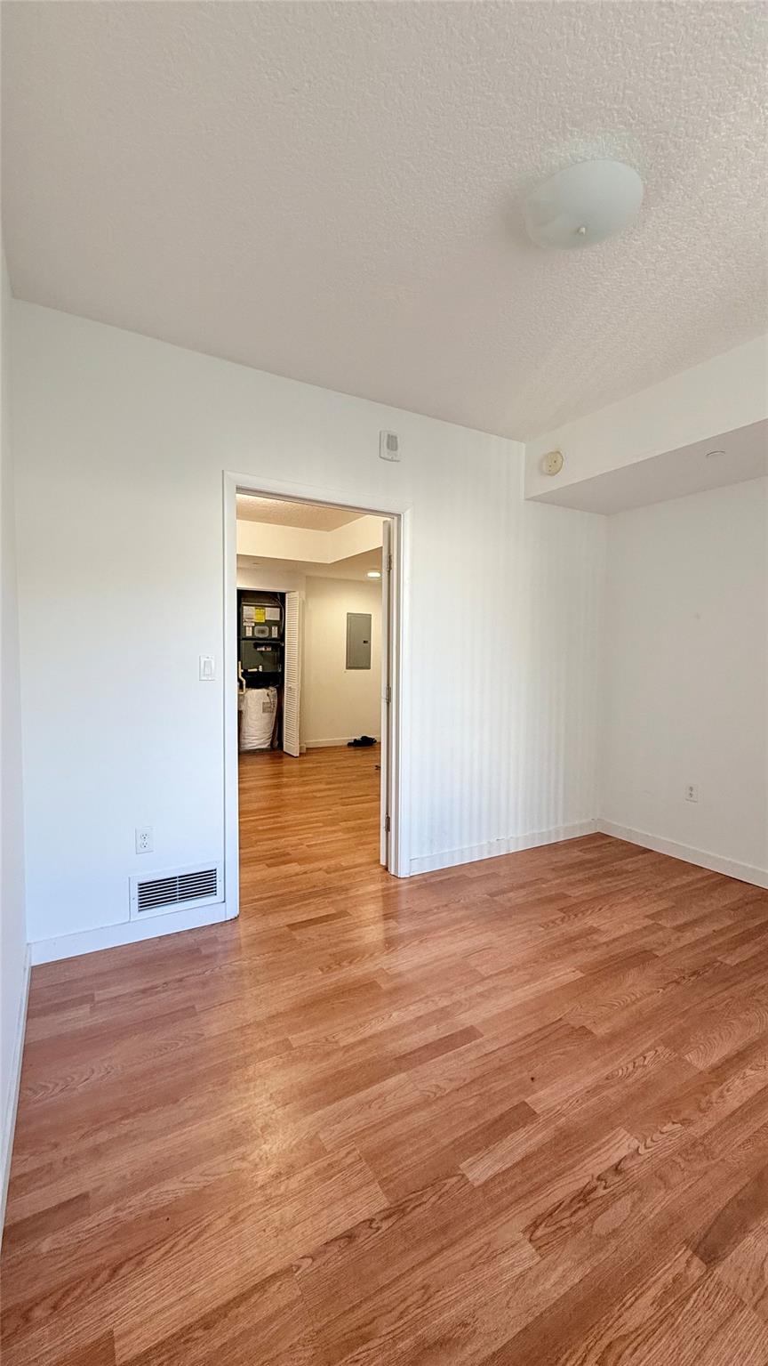 image 23 Biscayne Bay30