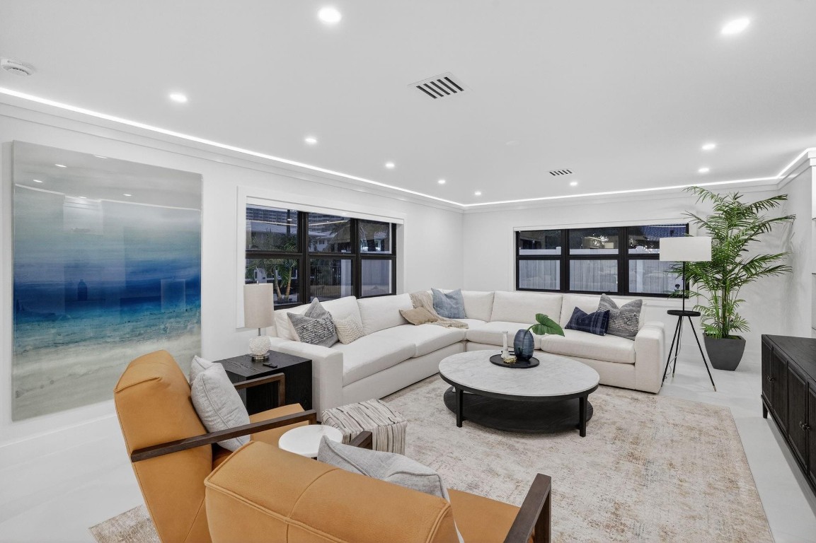 3316 NE 37th Fort Lauderdale, FL 33308