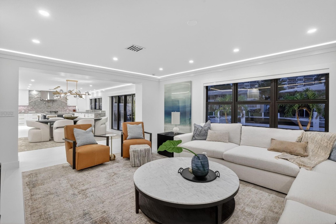 3316 NE 37th Fort Lauderdale, FL 33308