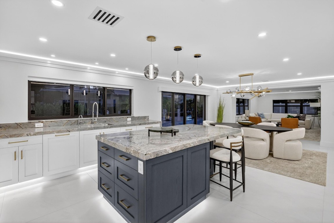 3316 NE 37th Fort Lauderdale, FL 33308