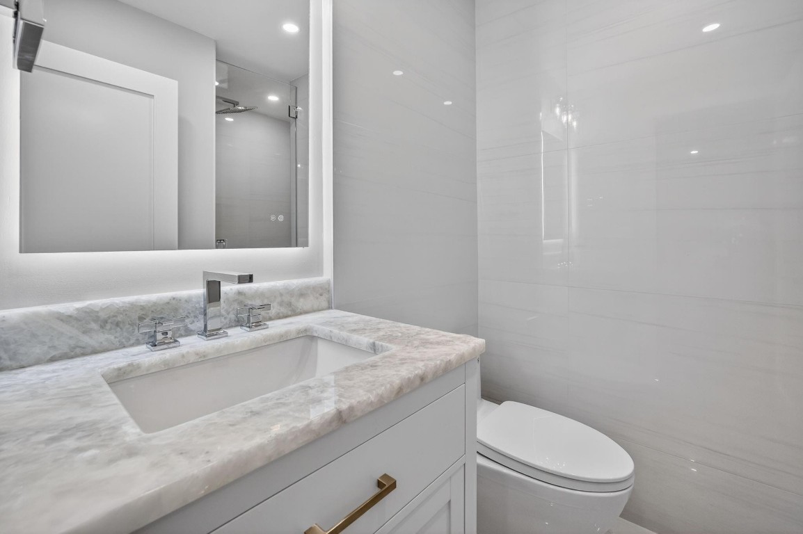 3316 NE 37th Fort Lauderdale, FL 33308