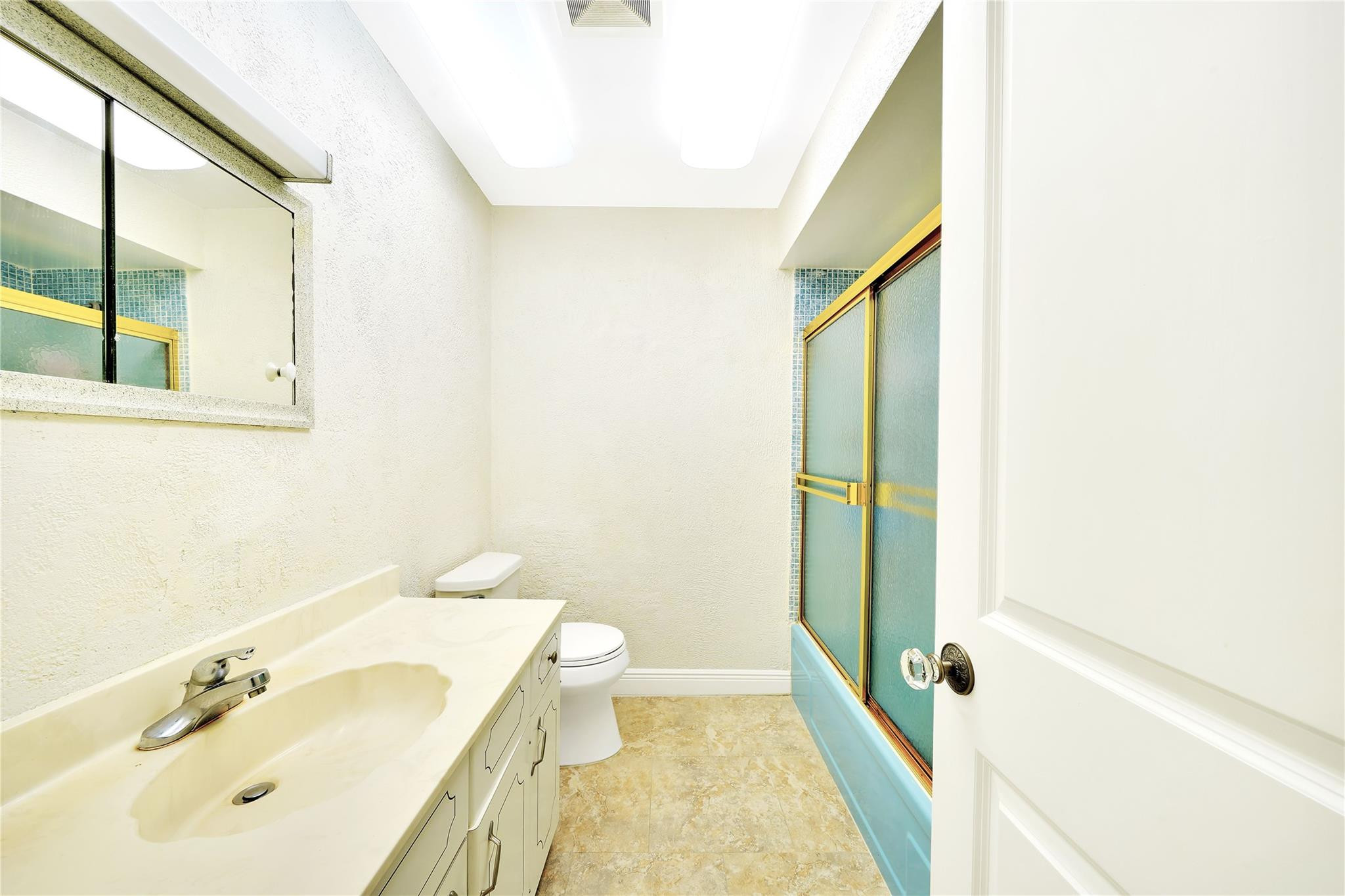 2701 Middle Riv #11 Fort Lauderdale, FL 33306