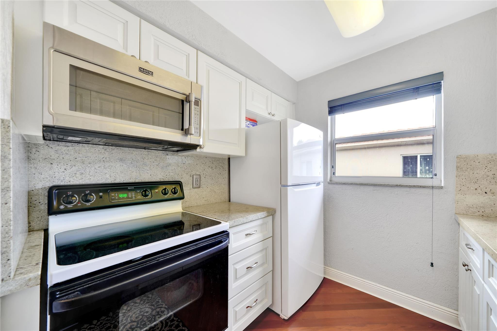 2701 Middle Riv #11 Fort Lauderdale, FL 33306