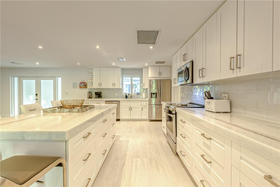 1800 SE Admirals Fort Lauderdale, FL 33316