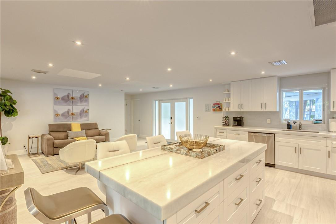 1800 SE Admirals Fort Lauderdale, FL 33316