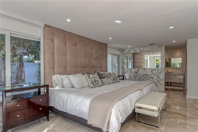 1800 SE Admirals Fort Lauderdale, FL 33316