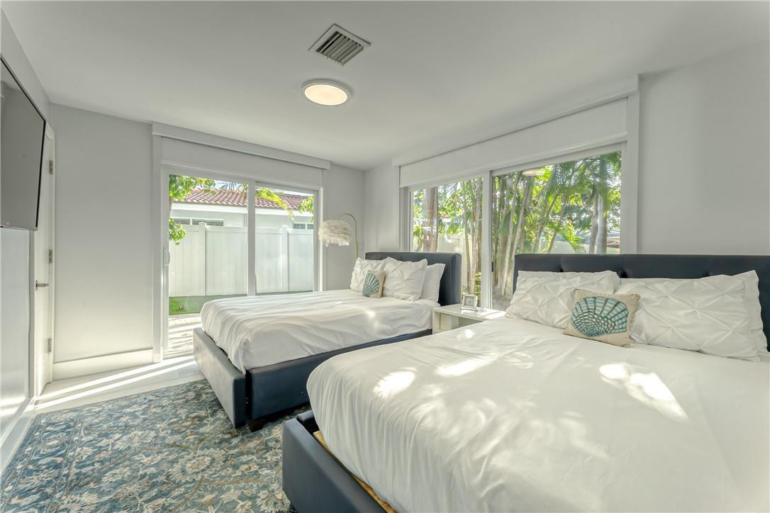 1800 SE Admirals Fort Lauderdale, FL 33316