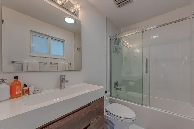 1800 SE Admirals Fort Lauderdale, FL 33316