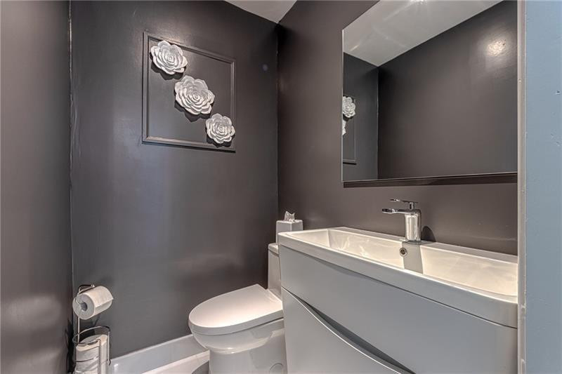 1800 SE Admirals Fort Lauderdale, FL 33316