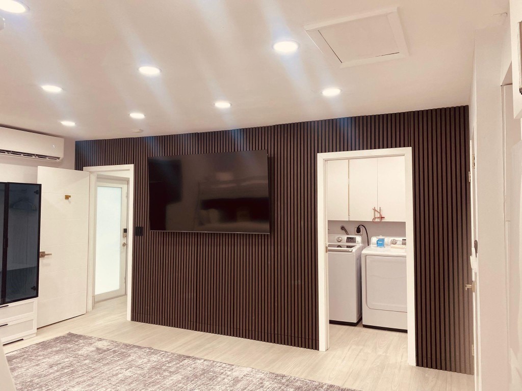 1800 SE Admirals Fort Lauderdale, FL 33316