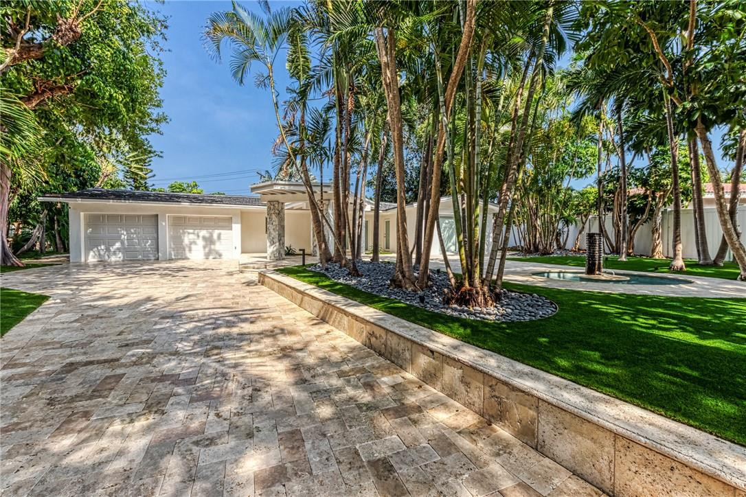 1800 SE Admirals Fort Lauderdale, FL 33316