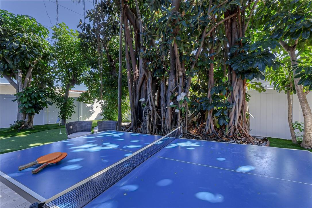 1800 SE Admirals Fort Lauderdale, FL 33316