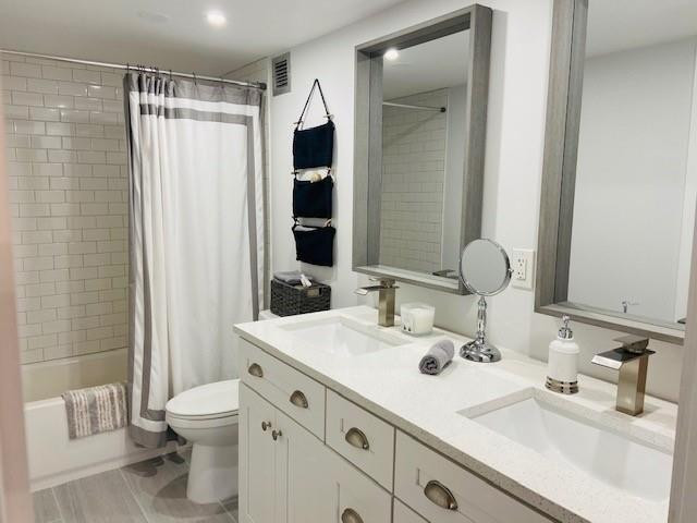 500 Three Iss #L15 Hallandale Beach, FL 33009