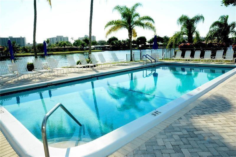 6437 Bay Clb #4 Fort Lauderdale, FL 33308