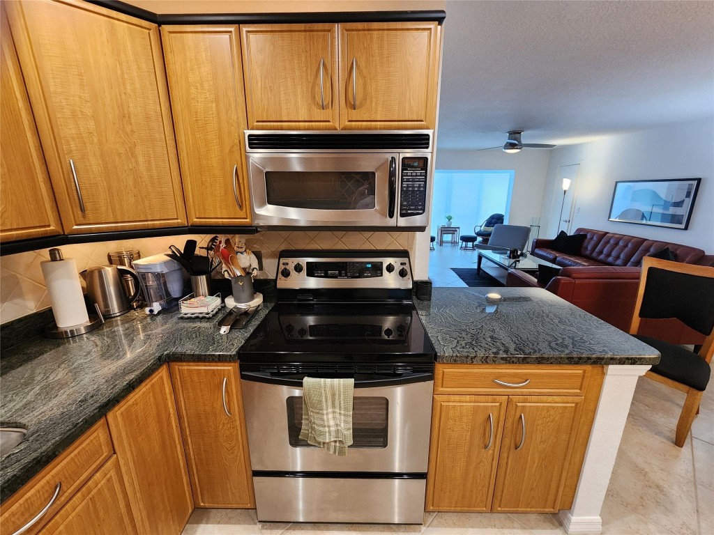 6437 Bay Clb #4 Fort Lauderdale, FL 33308