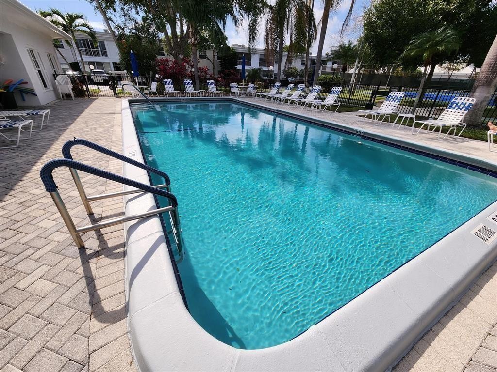 6437 Bay Clb #4 Fort Lauderdale, FL 33308