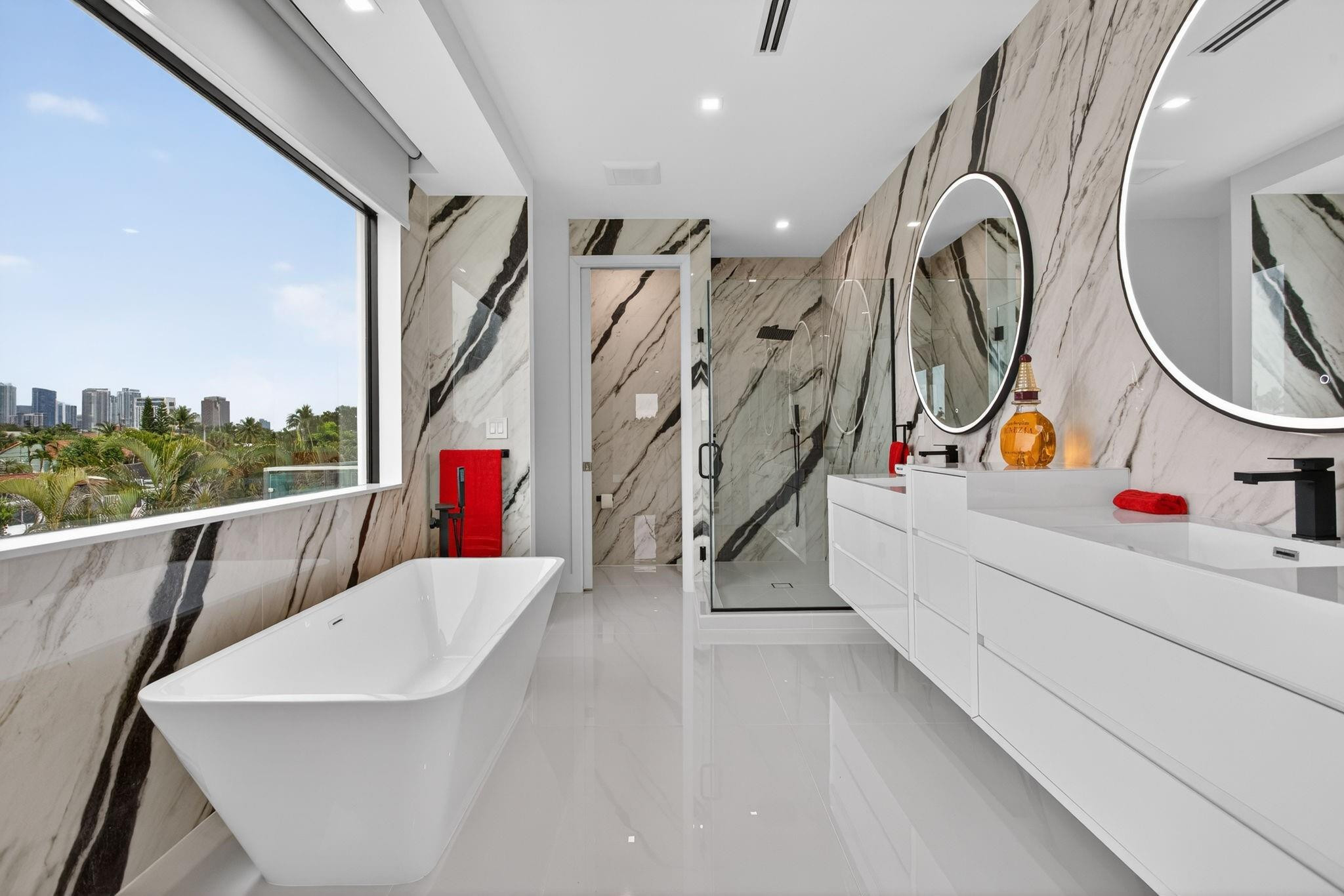 1205 Avocado Fort Lauderdale, FL 33315