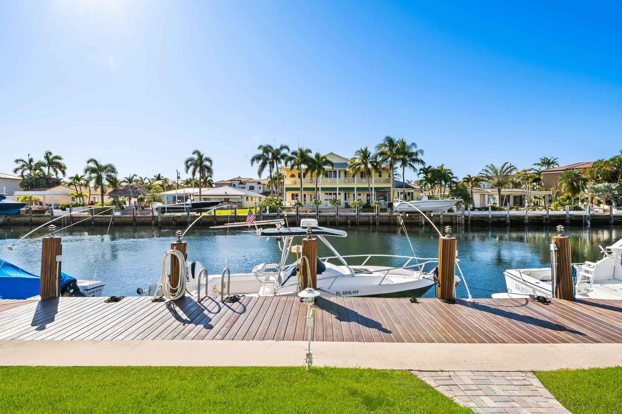 2400 NE 36th #3 Lighthouse Point, FL 33064