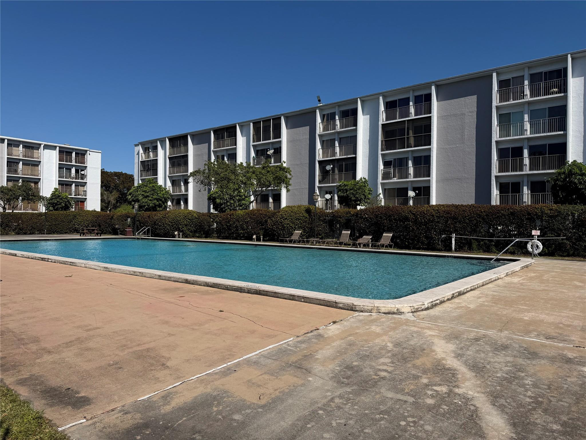 8620 N Sherman #204 Miramar, FL 33025