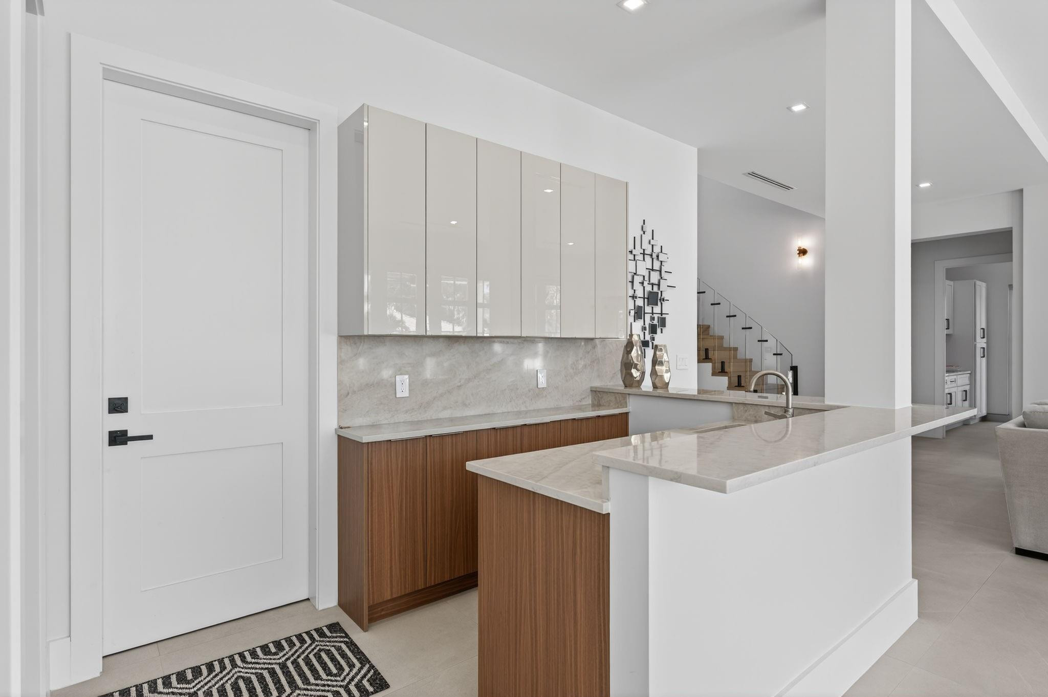 310 SE 9th Pompano Beach, FL 33060