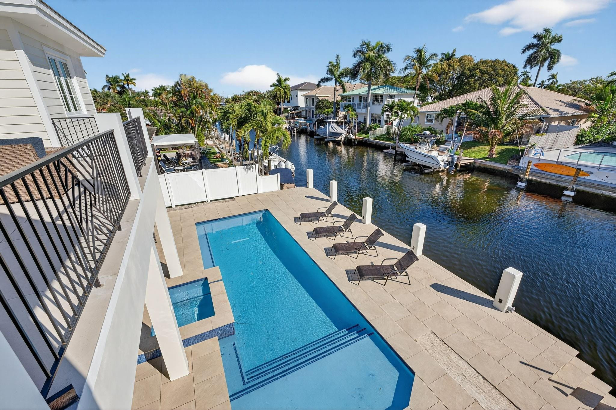 310 SE 9th Pompano Beach, FL 33060