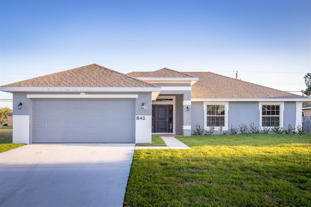 557 SW College Park Road