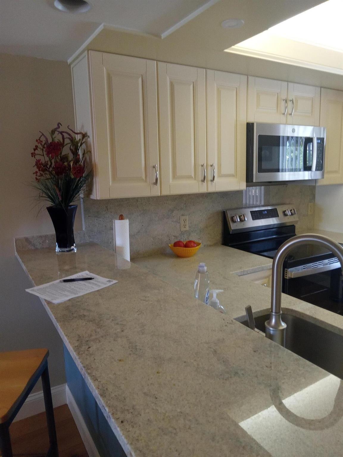 2601 Marina Isle Way #205 Jupiter, FL 33477