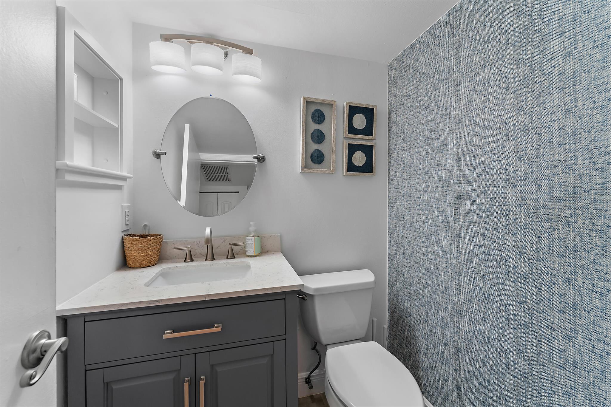 1605 S Us Hwy 1 #V1-104 Jupiter, FL 33477