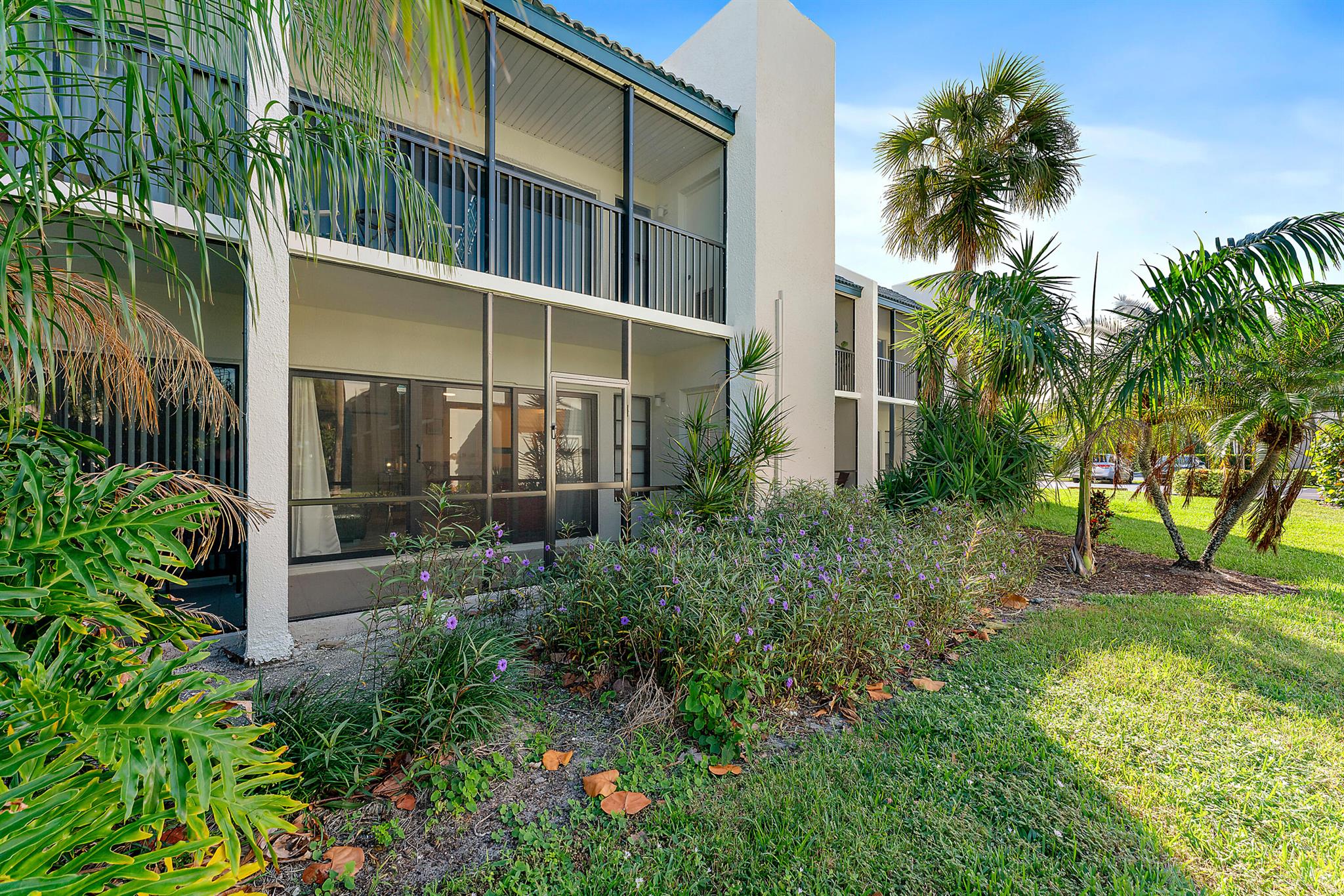 1605 S Us Hwy 1 #V1-104 Jupiter, FL 33477