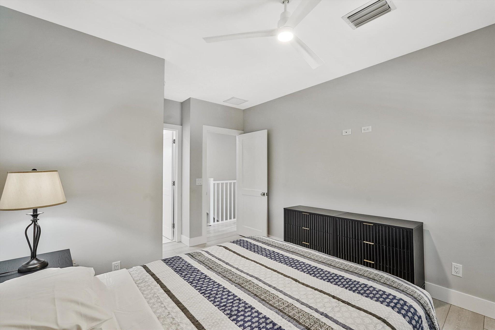 425 Hugh St Jupiter, FL 33458