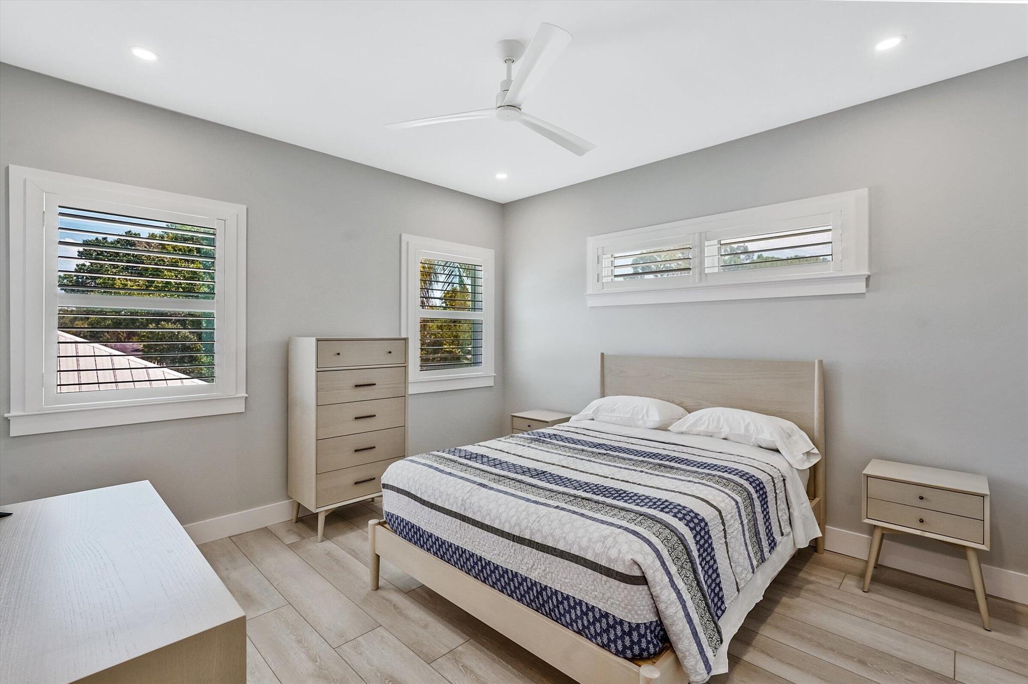 425 Hugh St Jupiter, FL 33458