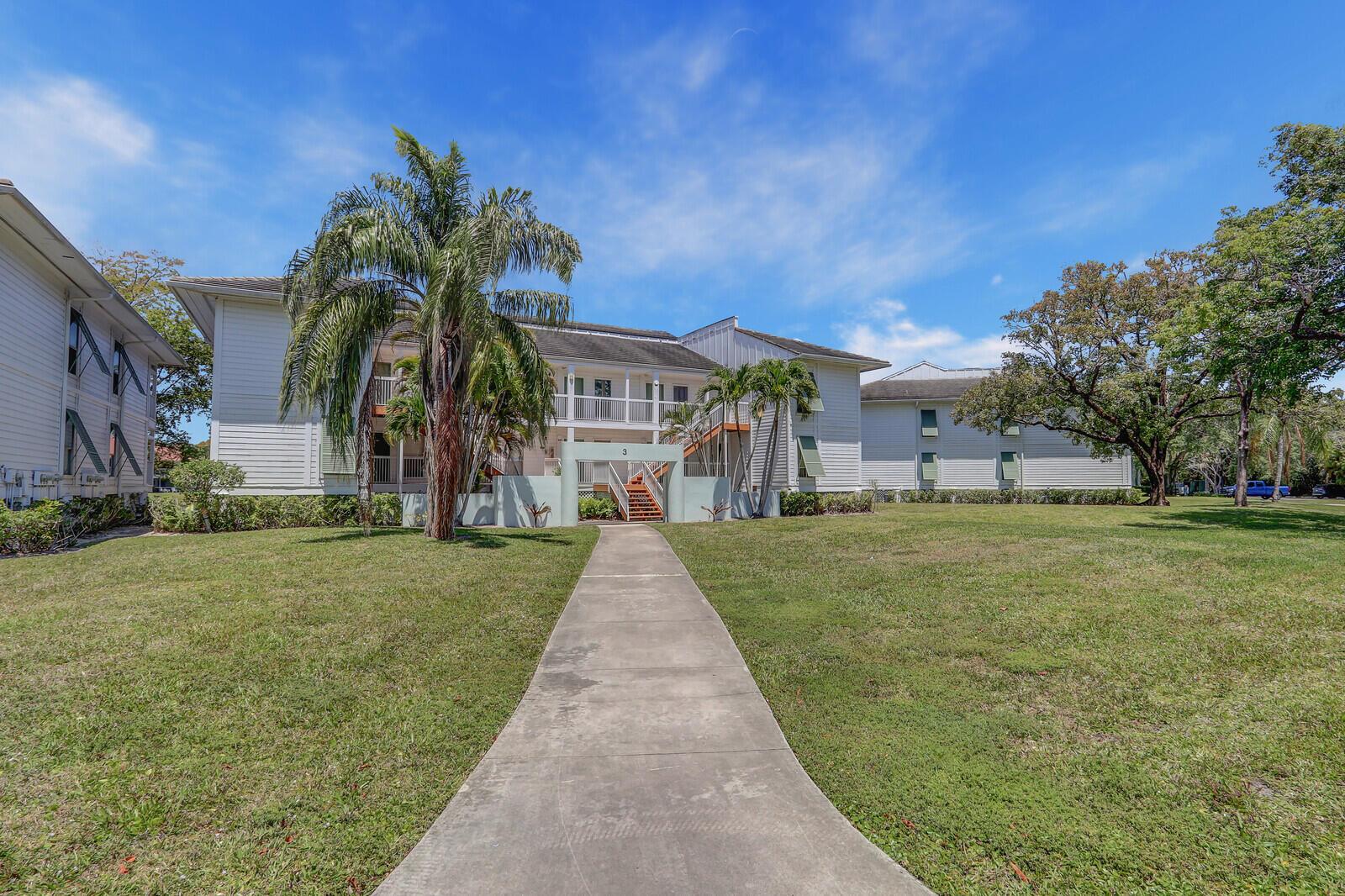 279 Cypress Pt Dr