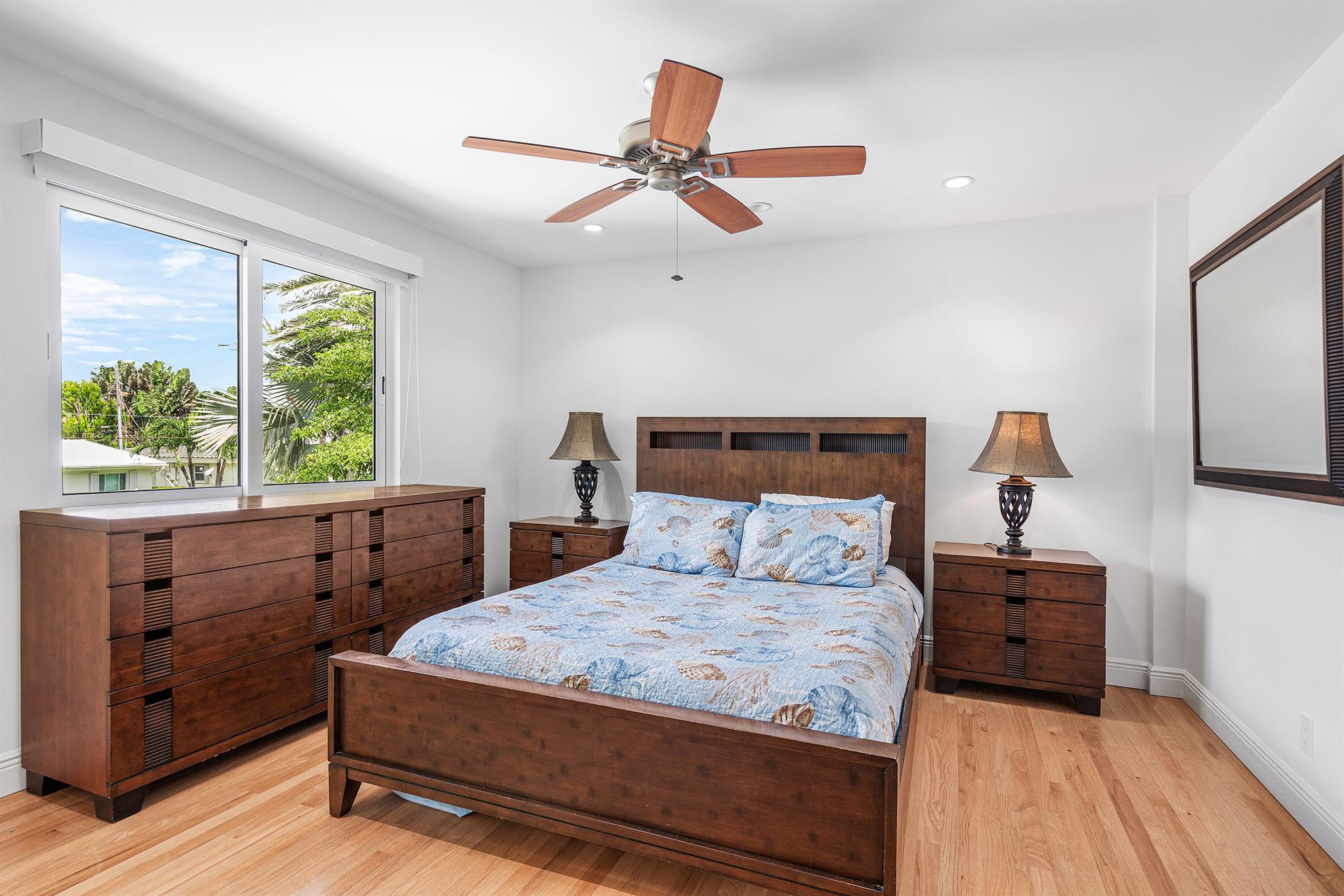 1906 Bay Dr Pompano Beach, FL 33062