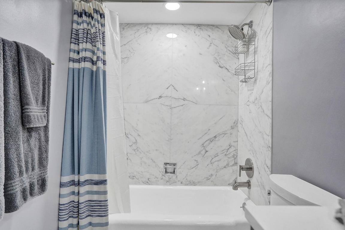 1169 Hillsboro Mile #203 Hillsboro Beach, FL 33062