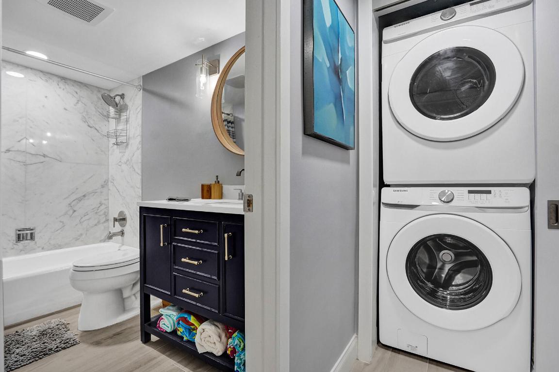 1169 Hillsboro Mile #203 Hillsboro Beach, FL 33062